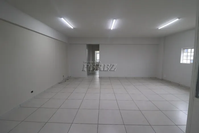 Sala comercial para alugar no centro de Londrina - Quintino Bocaiúva