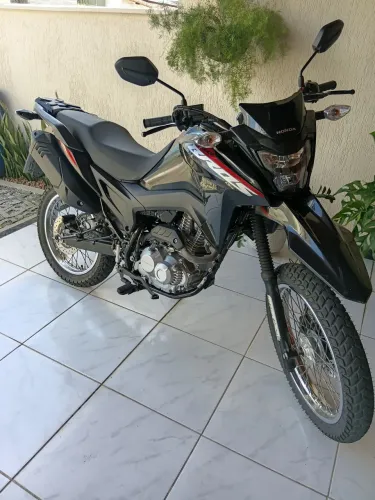 Bros 160 cbs