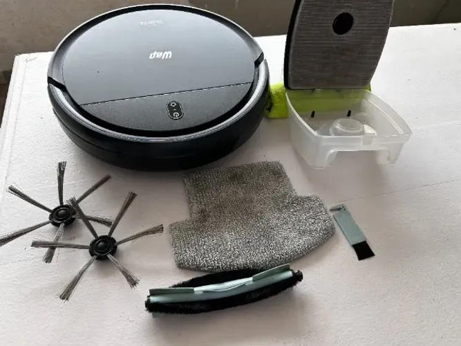 Robô Aspirador WAP W310 + Base, Caixa e Controle - Seminovo