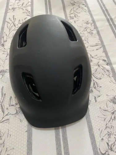 Capacete para bike, skate, scooter. Marca BTWIN - Decathlon