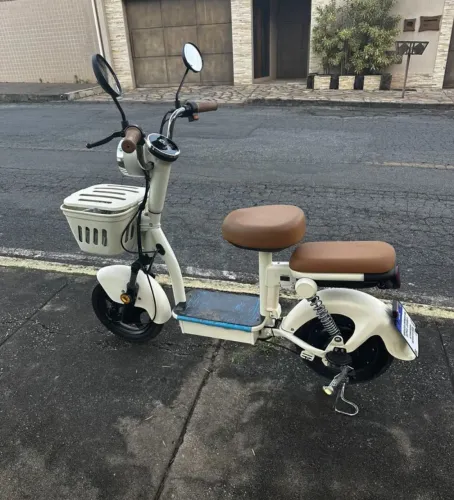 Scooter elétrica, bicicleta elétrica sem cnh