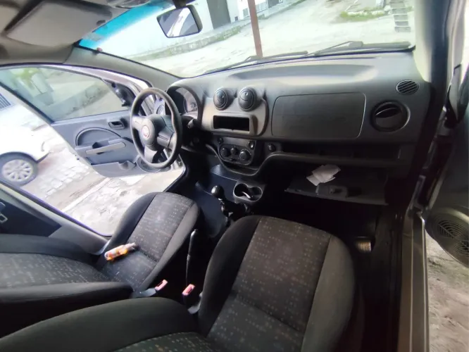 Fiat Uno Vivace/rua 1.0 EVO Fire Flex 8V 5P 2014