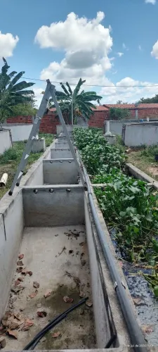 Casa com 06 Tanques para criar tilápia.