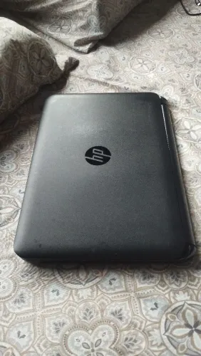 Notebook Hp em ótima condições com processador i3 com 450 GB de armazenamento