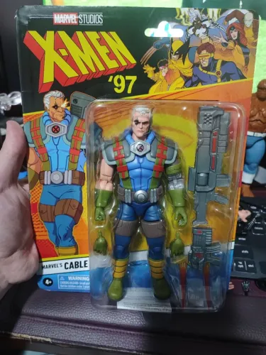 Marvel legends Cable foi aberto a caixa