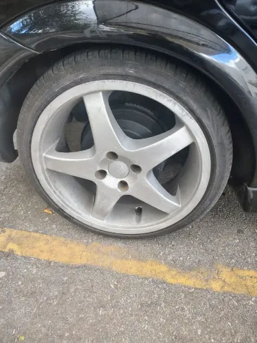 Troco por outra roda  17 