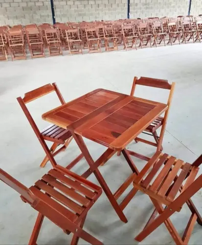 Jogo de mesa e cadeira