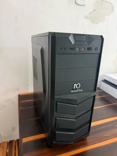 Gabinete mais fonte Cougar VTC 500