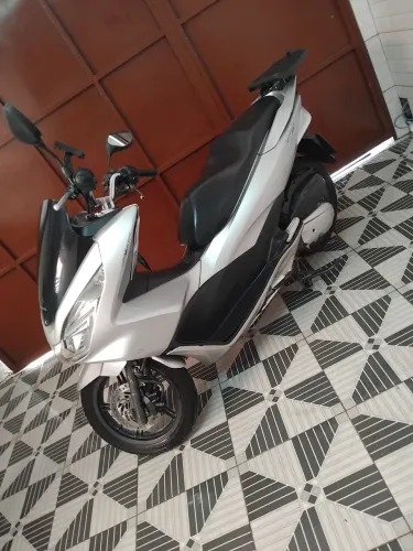 Vendo Honda pcx 150 ano 2017