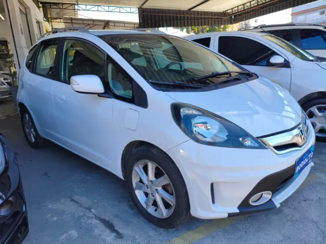 Honda Fit Twist 1.5 Flex 16V 5P Aut. 2014