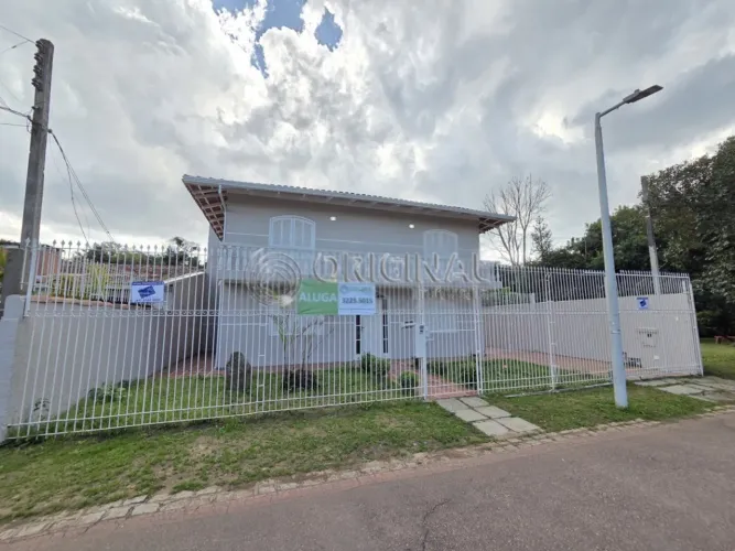 CASA COM 4 DORMITÓRIOS PARA LOCAÇÃO