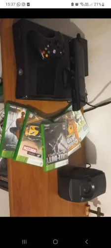 VENDO Xbox 360 Completo + Kinect + Jogos + estabilizador