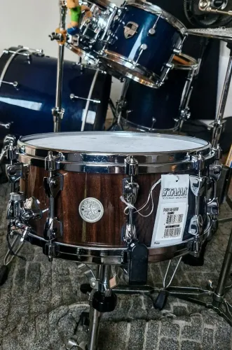 Caixa Tama starphonic walnut 14 x6