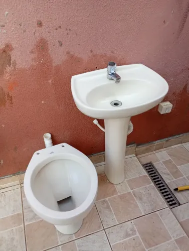 Kit lavatório e vaso sanitário