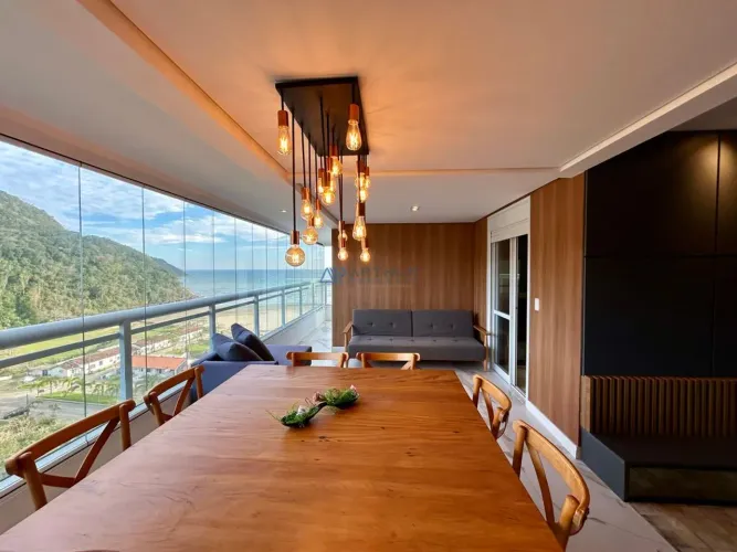 Apartamento em Praia Grande, Canto do Forte 4 suítes 162m² úteis
