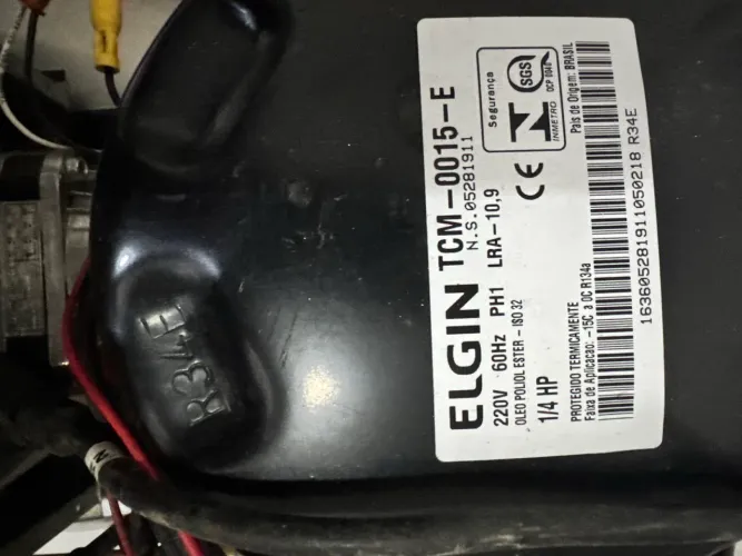 Vendo compressor Elgin TCM0015-E 1/4 volt 220