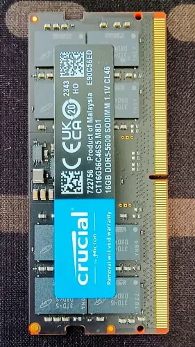 Memória RAM Crucial  16GB DDR5-5600 SODIMM CL46 CT16G56C46S5.M8D1