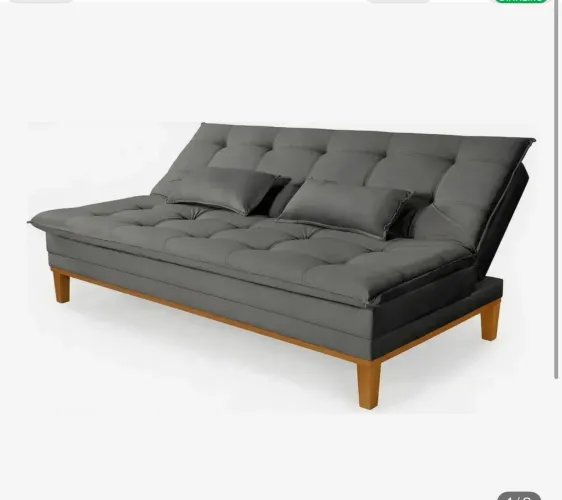 Vendo sofá cama reclinável duas pessoas, nenhum defeito, vem com duas almofafas, 1,90 mts