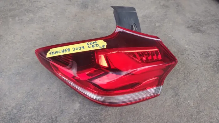 Par de lanterna tracker 2024 com led 