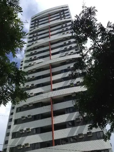 Alugo apartamento mobiliado com 3 quartos, e 2 vagas na Torre - Recife - PE