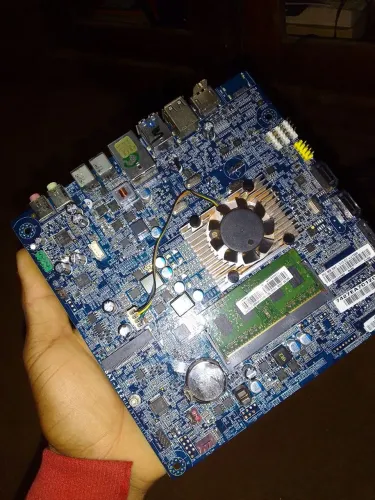 Placa mãe mini pc cce