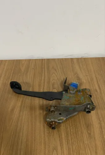 Pedal de embreagem sandero 