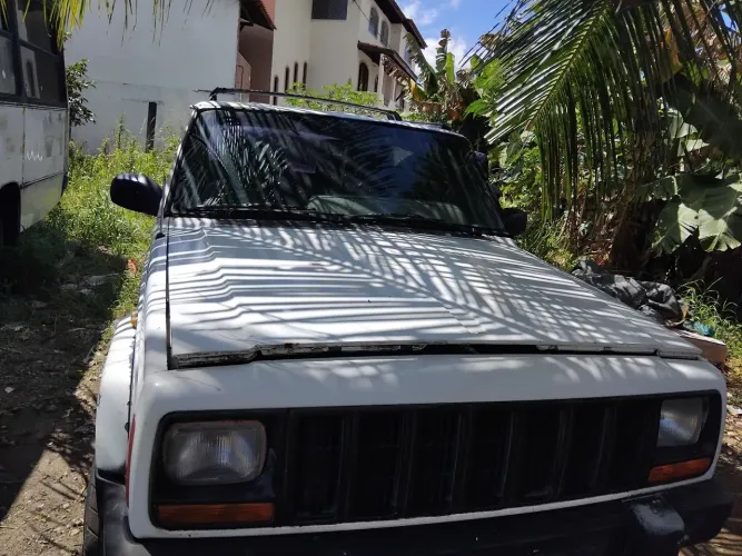 Jeep Cherokee Sport 4.0 Mec./aut. 1998