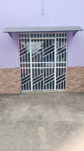 Aluga -se ponto para salão de beleza.