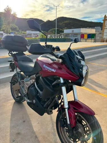 Moto muito conservada, revisada recentemente, só pegar e andar.