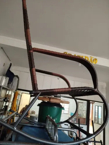 Vendo uma linda cadeira