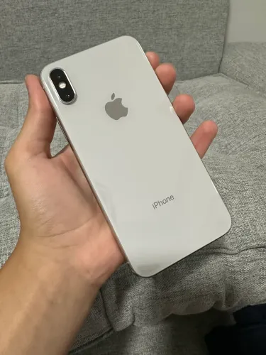 iPhone X