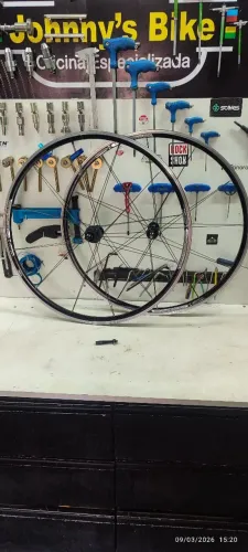 Rodas Speed xero lite freios ferradura 