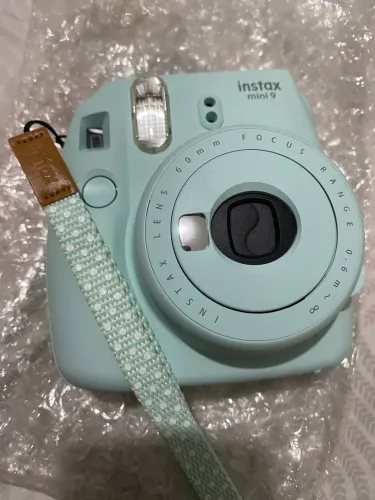 Câmera Polaroid Instax Mini 9