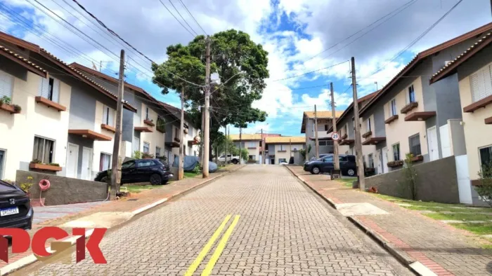 Casa estilo Sobrado em Condomínio Fechado para venda, Vinhedo/SP, Casa à venda no Condomín