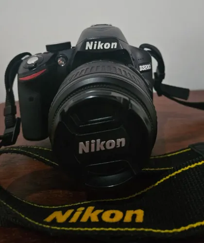 Nikon D3200, case e tripé profissionais 