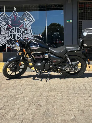 Meteor 350 stellar black