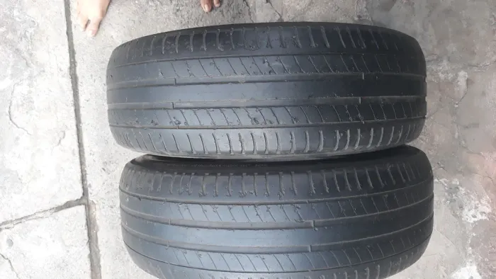 Pneus aro 17/225/60