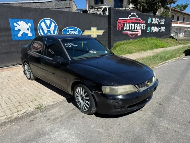 Sucata Vectra GLS 2.2 8v - 2000 Para retirada de peças
