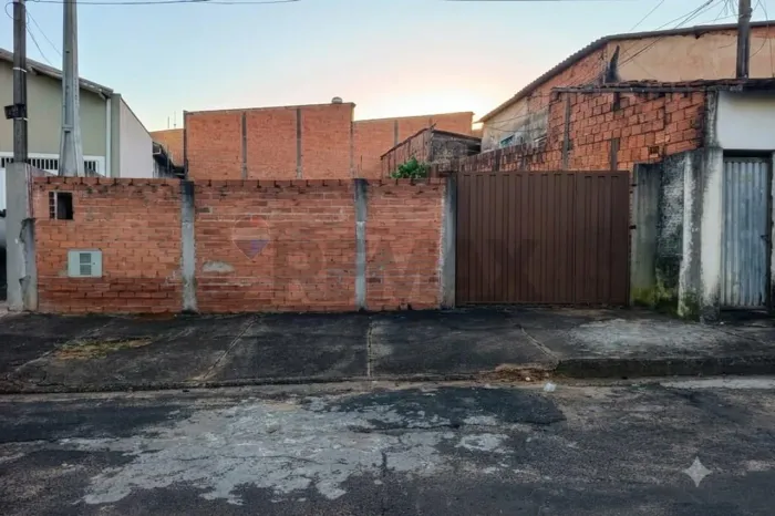 Terreno de 260 m² em Localização Privilegiada na Vila Assumpção Próximo ao Confiança e Ma