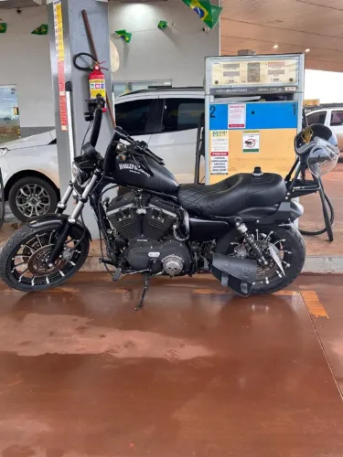 Harley Davidson 883 Iron XL toda revisada