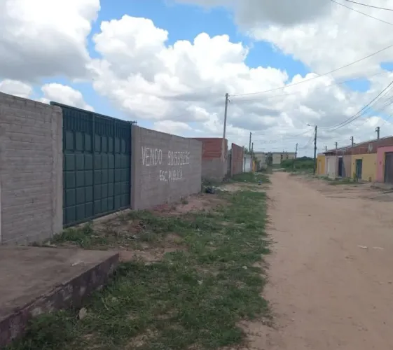 Terreno em Nova Esperança Parnamirim