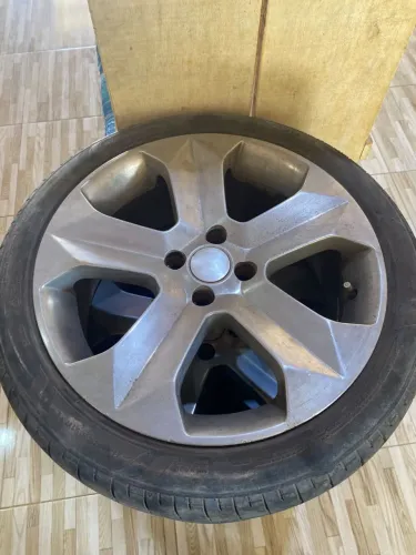4 RODAS ARO 17