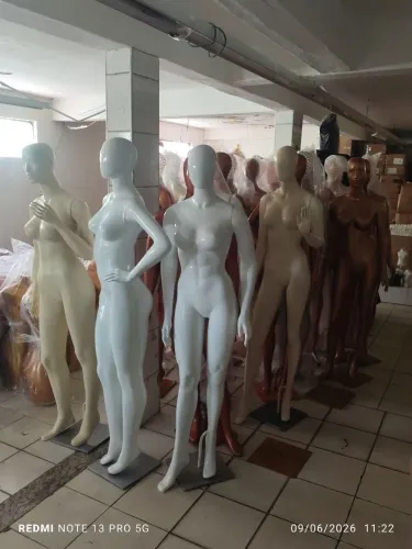 Manequins De Fibra