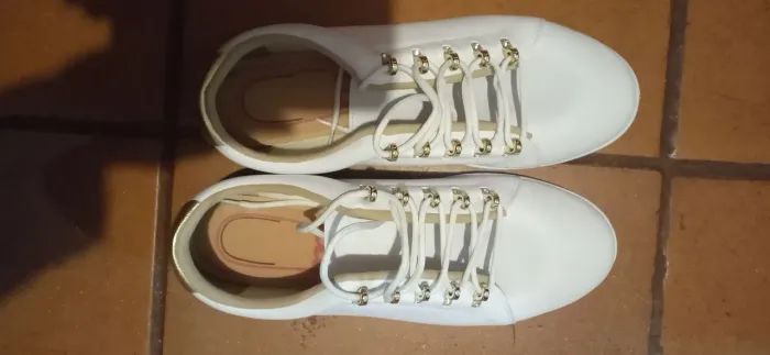 Tênis Moleca branco semi novo nº 39