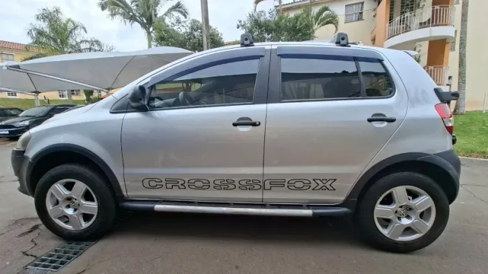Volkswagen Crossfox 1.6 MI Total Flex 8V 5P 2006