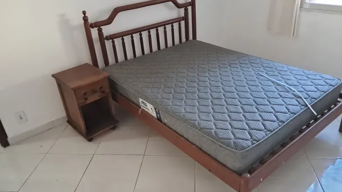 Cama casal madeira