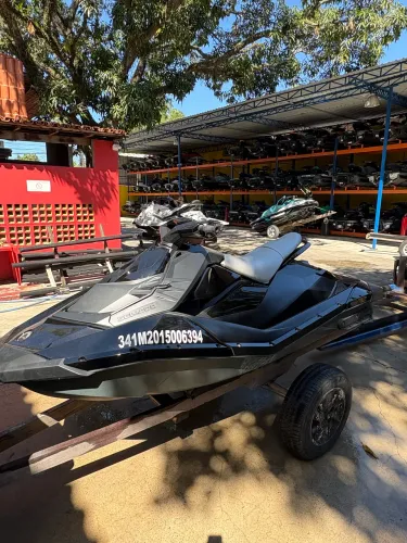 JETSKI SPARK SEADOO 90hp