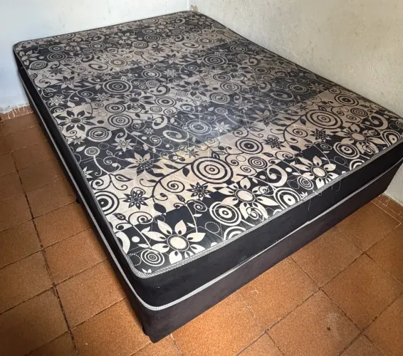 Cama Box casal unibox de mola ensacada confortável estrutura Excelente pesada