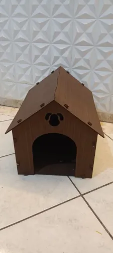 Casinha de cachorro em MDF