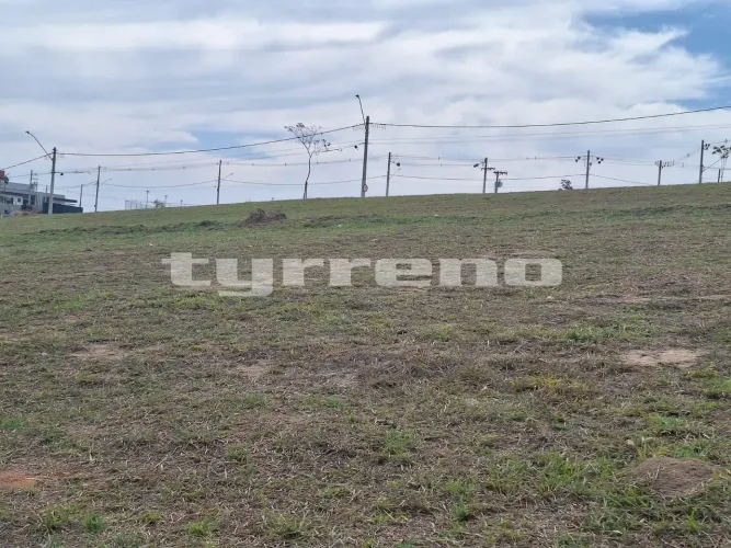 Excelente terreno no Condomínio Terras Alpha com vista magnífica!